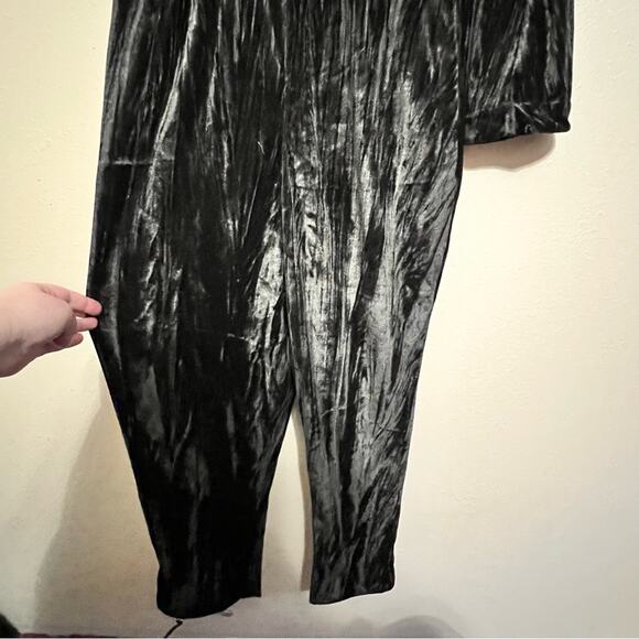 NWT Black Velvet Bell Sleeve Jumpsuit with Pockets - Picture 7 of 8